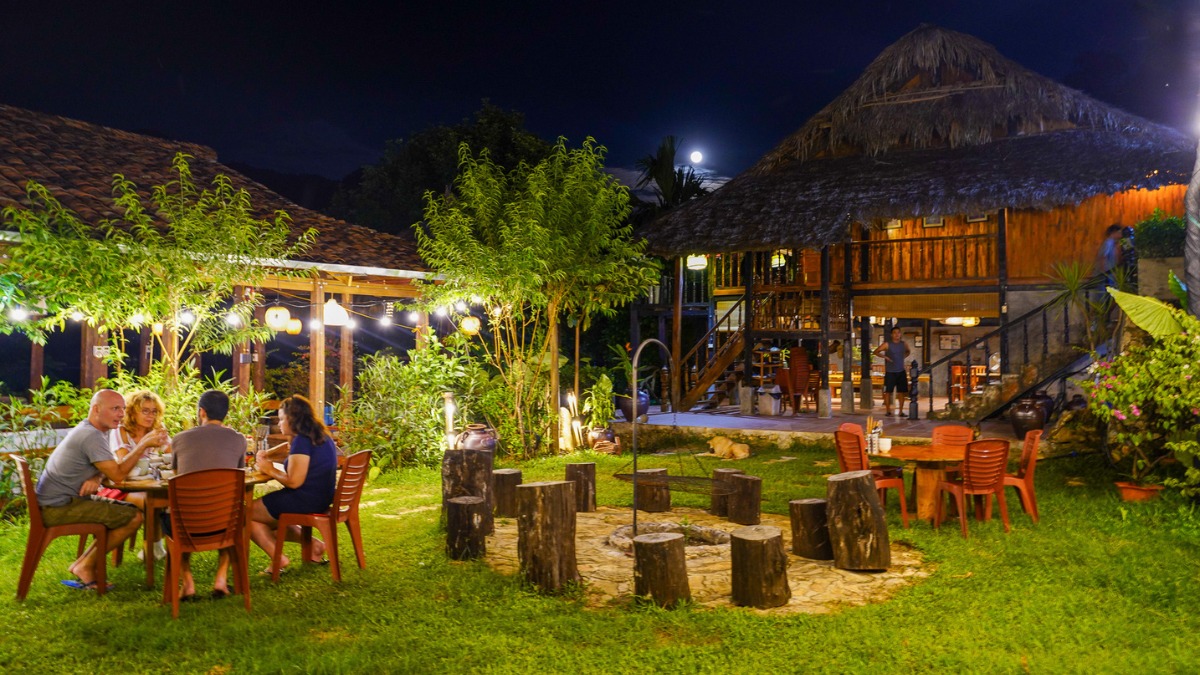 media/images/country-pages/vietnam/hanoi-and-nearby/trips/ba-be-national-park/ba-be-jungle-house-3/3700615-1-eng-GB/ba-be-jungle-house-3.jpg