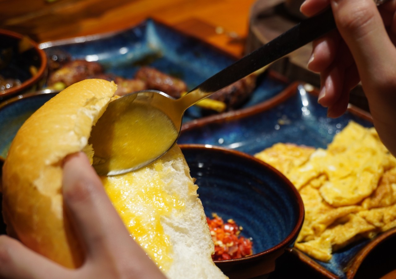 media/images/country-pages/vietnam/hanoi-and-nearby/trips/banh-mi-cultural-experience/bmce6/4383585-1-eng-GB/bmce6.jpg