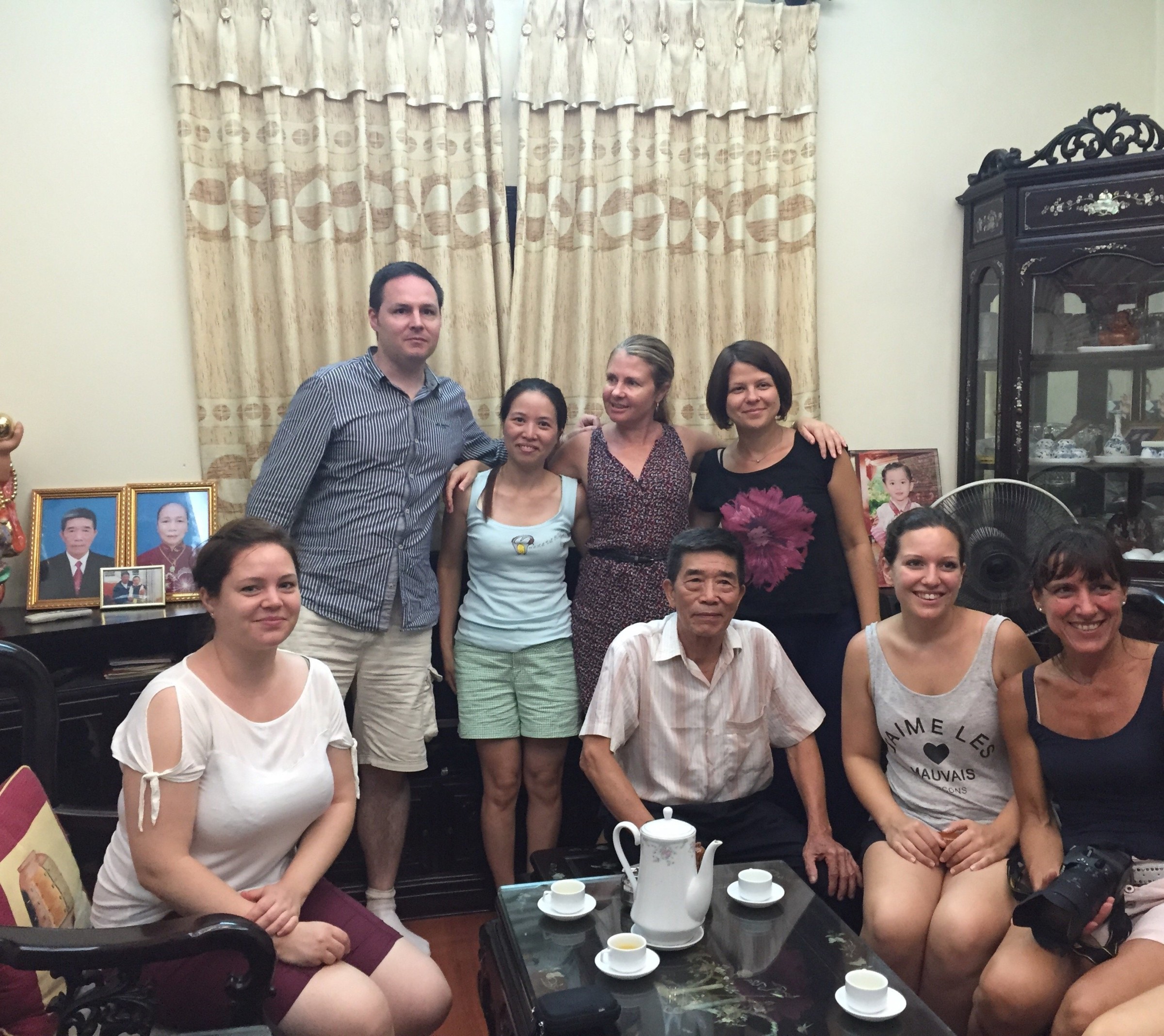 media/images/country-pages/vietnam/hanoi-and-nearby/trips/hanoi-old-quarter-walking-experience/green-tea-during-home-dinner/3650100-1-eng-GB/green-tea-during-home-dinner.jpg