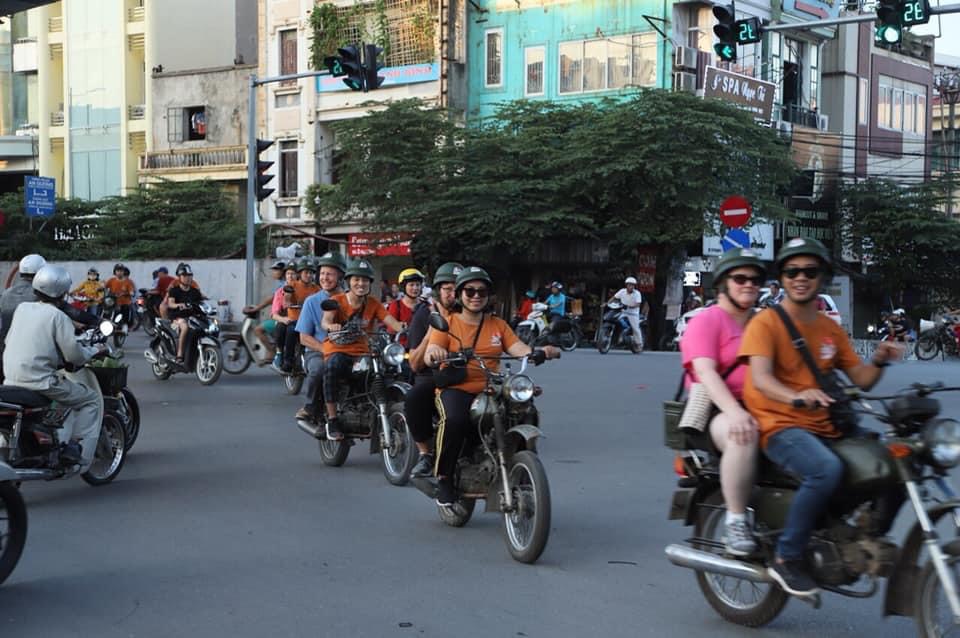 media/images/country-pages/vietnam/hanoi-nearby/trips/hanoi-morning-motorcycle-tour/hanoi-morning-motorcycle-tour-11/2906126-1-eng-GB/hanoi-morning-motorcycle-tour-11.jpg
