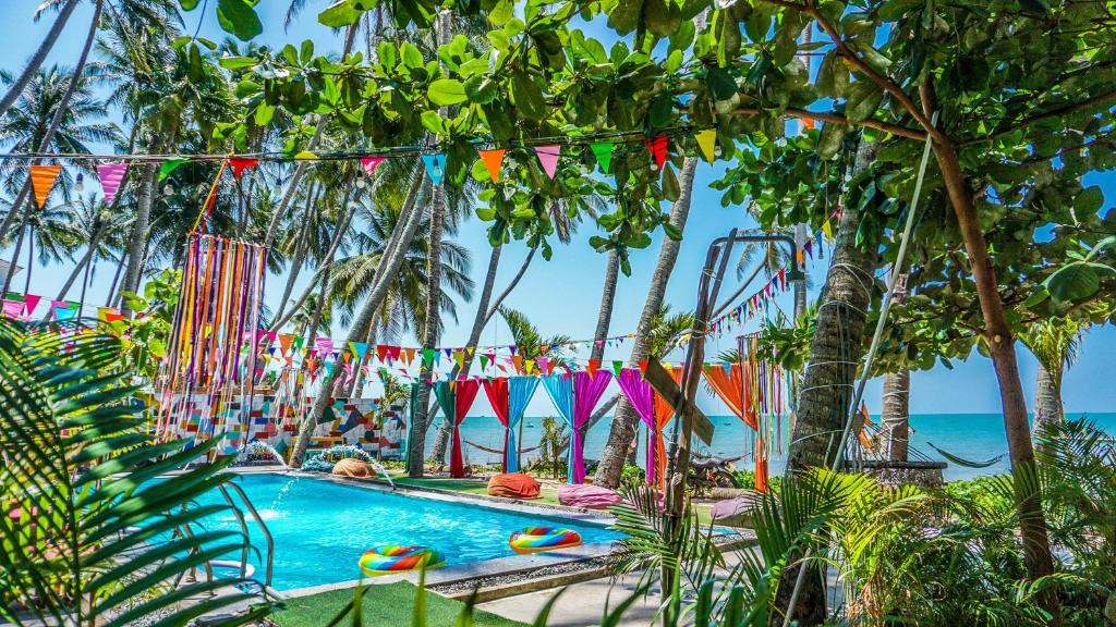 media/images/country-pages/vietnam/ho-chi-minh-and-nearby/trips/backpacker-ho-chi-minh-to-mui-ne-beach-experience/mnbe8/4194518-1-eng-GB/mnbe8.png