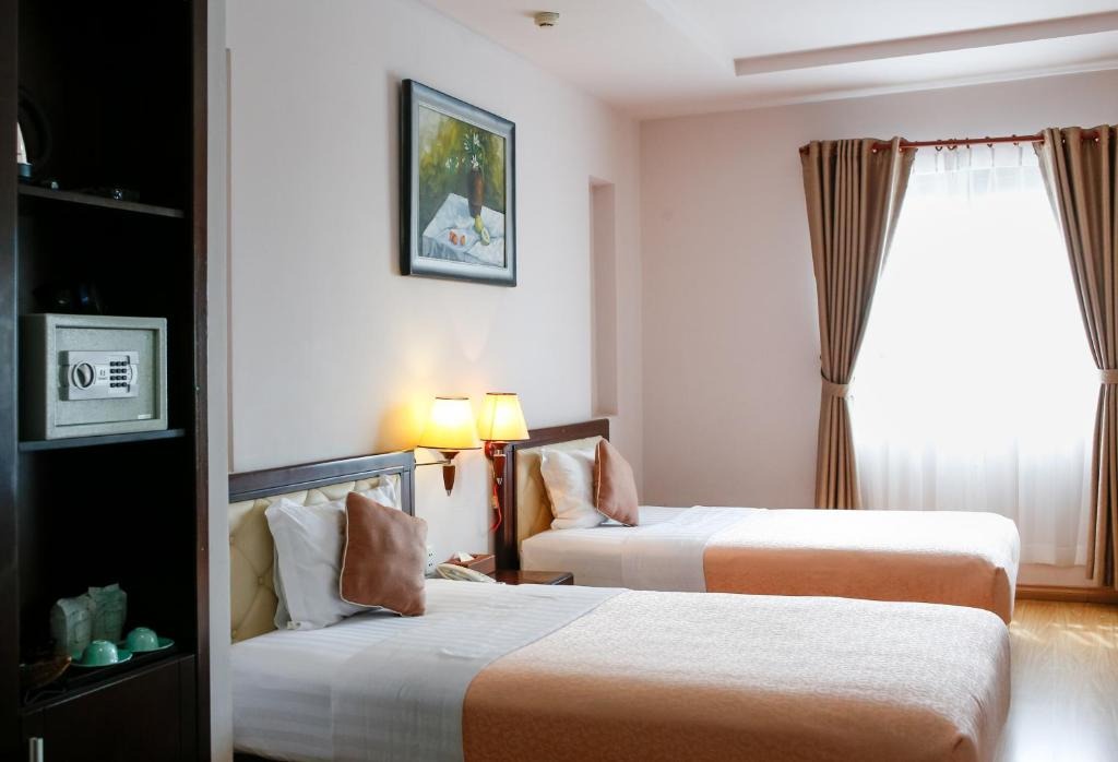 media/images/country-pages/vietnam/ho-chi-minh-and-nearby/trips/comfort-ho-chi-minh-to-phnom-penh-explorer/cfhp1/4207792-1-eng-GB/cfhp1.jpg