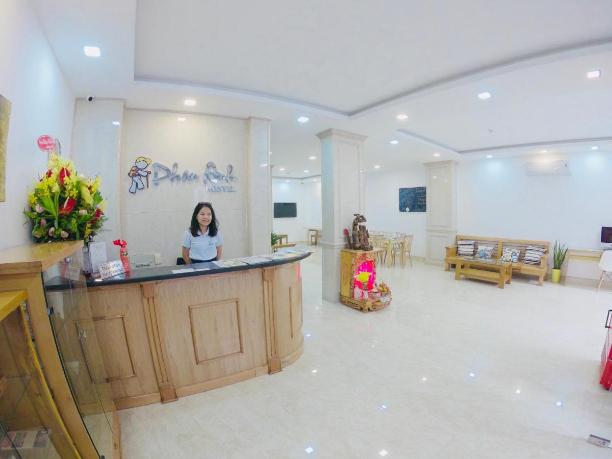 media/images/country-pages/vietnam/ho-chi-minh-nearby/connect-stays/backpacker-ho-chi-minh-to-ha-noi-connect-and-stay/phan-anh-backpacker-hostel-front-desk/3403840-1-eng-GB/phan-anh-backpacker-hostel-front-desk.jpg