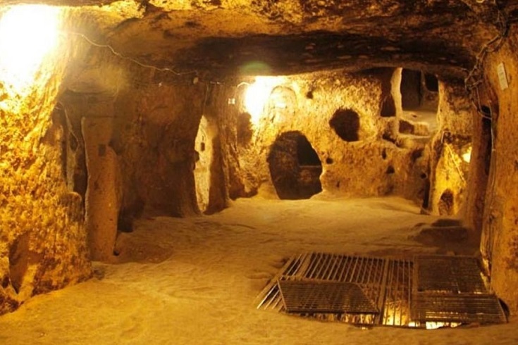 media/images/country-pages/vietnam/ho-chi-minh-nearby/trips/cu-chi-tunnels-excursion/inside-cu-chi-tunnels/2932459-1-eng-GB/inside-cu-chi-tunnels.jpg