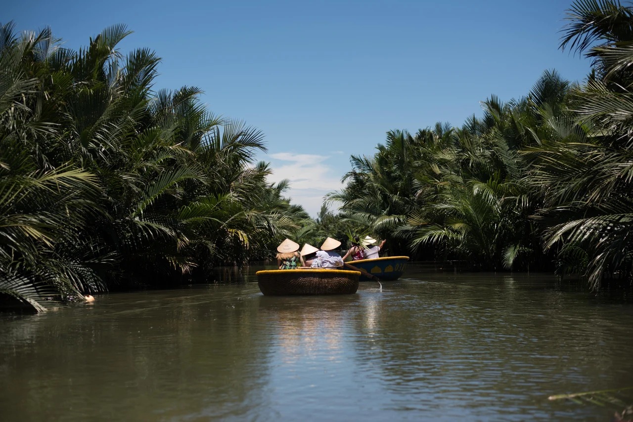 media/images/country-pages/vietnam/the-central-coast/best-of-city/comfort-best-of-hoi-an/basket-boat-2/3437983-1-eng-GB/basket-boat-2.jpg
