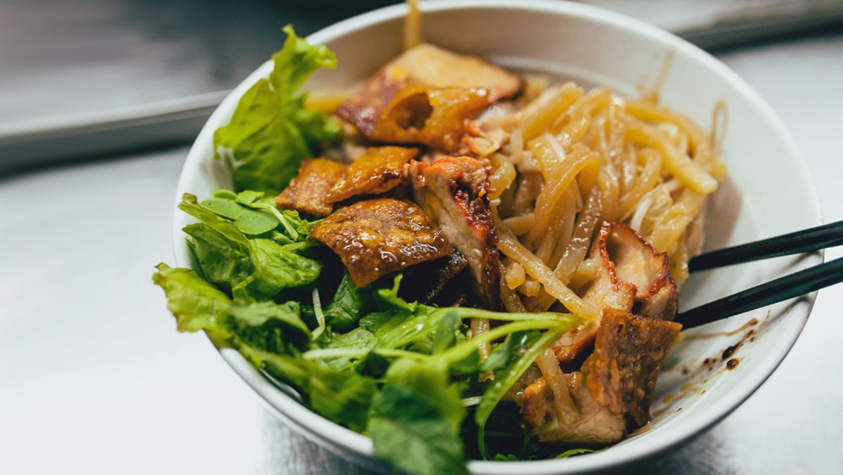 media/images/country-pages/vietnam/the-central-coast/best-of-city/comfort-best-of-hoi-an/streetfood-3/3438025-1-eng-GB/streetfood-3.jpg