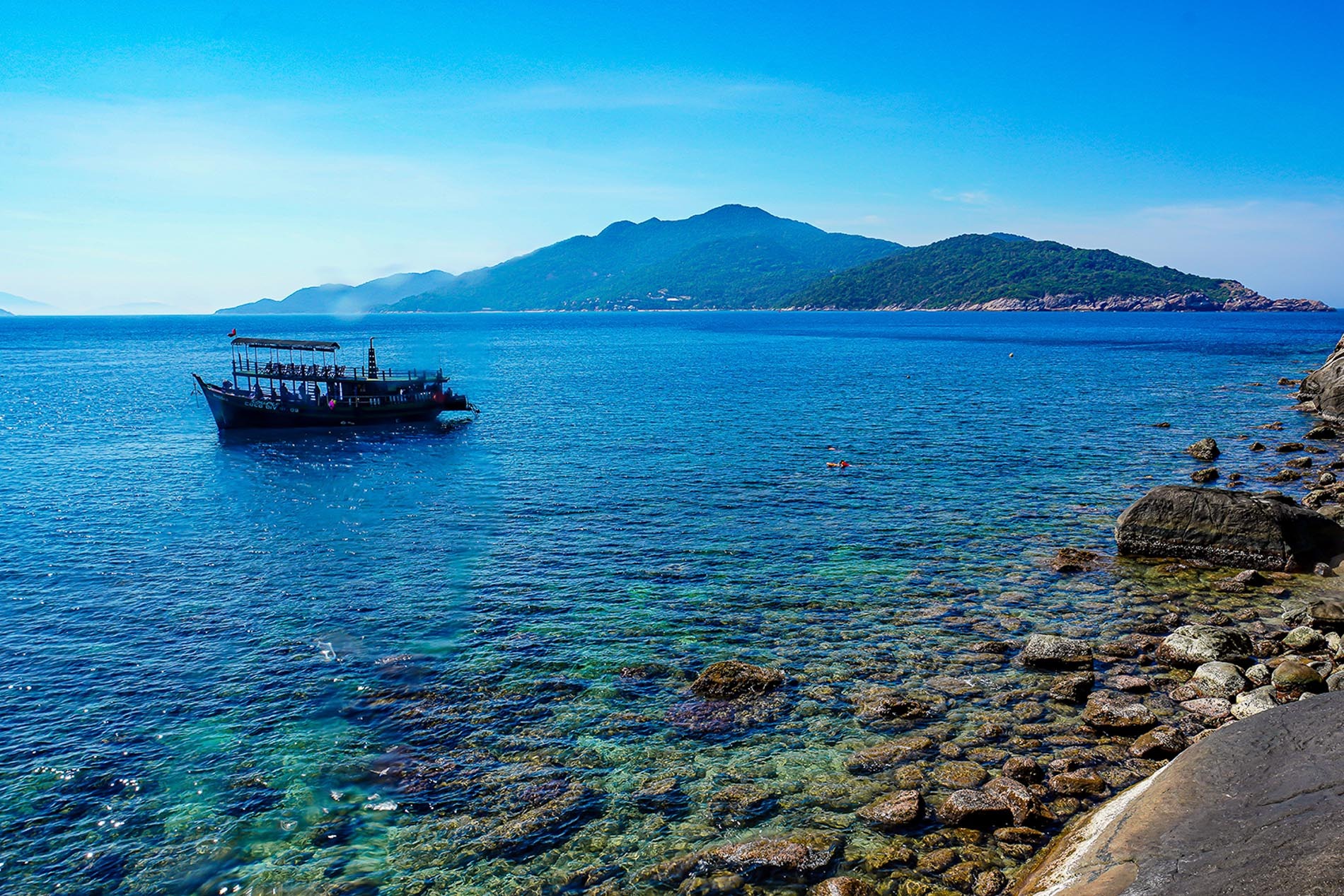 media/images/country-pages/vietnam/the-central-coast/trips/cham-island-homestay-experience/cham-island-travel-guide-5/3641795-1-eng-GB/cham-island-travel-guide-5.jpg