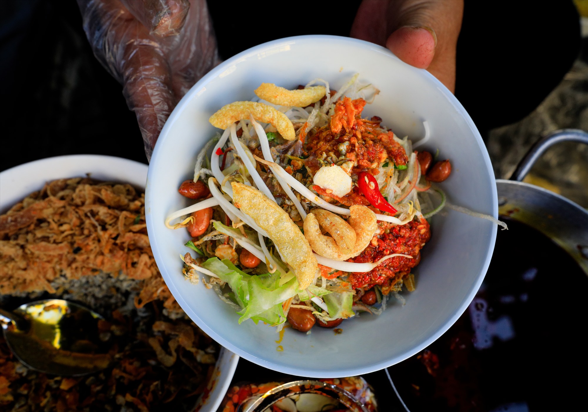 media/images/country-pages/vietnam/the-central-coast/trips/hue-night-street-food-by-cyclo/hsfc8/4384424-1-eng-GB/hsfc8.jpg