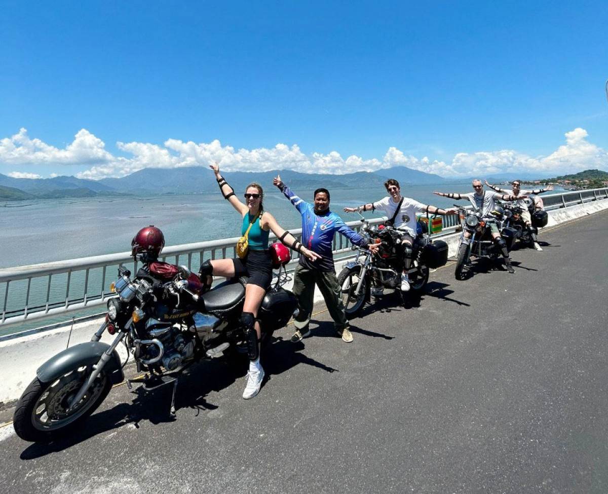 media/images/country-pages/vietnam/the-central-coast/trips/hue-to-hoi-an-via-hai-van-pass-by-easy-rider/easy-rider-hoi-an-hue/3848395-1-eng-GB/easy-rider-hoi-an-hue.jpg