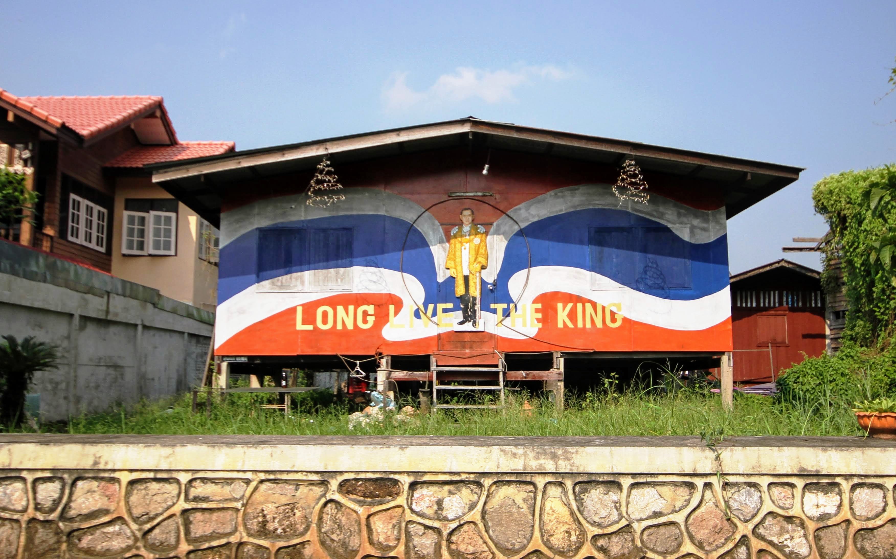 media/images/thailand/bangkok-and-nearby/best-ofs/backpacker-best-of-bangkok-4-days/9.-long-live-the-king/2772546-1-eng-GB/9.-long-live-the-king.jpg