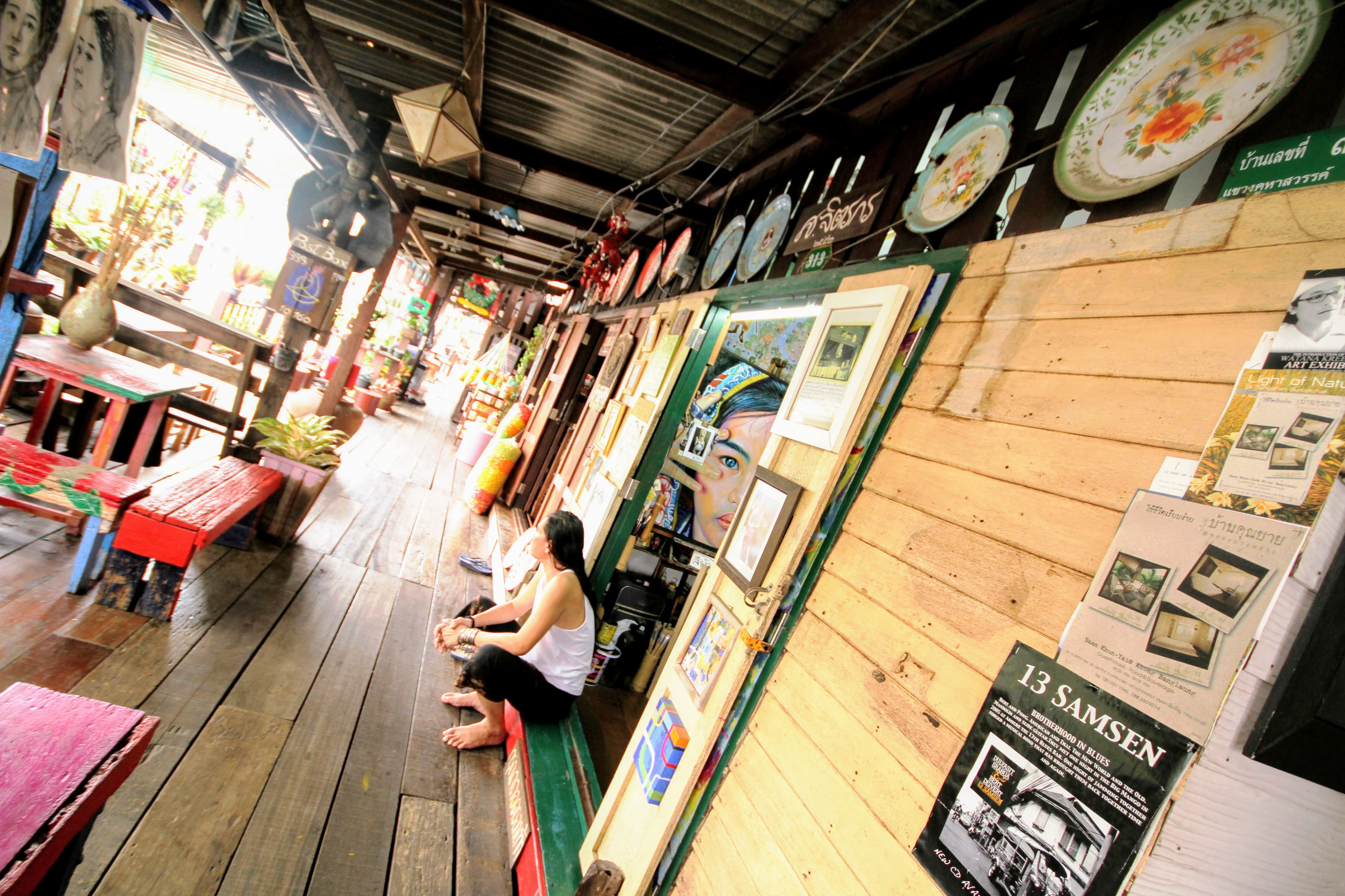 media/images/thailand/bangkok-and-nearby/trips/backwaters-of-bangkok/17.shops-near-artist-house/2770769-1-eng-GB/17.shops-near-artist-house.jpg