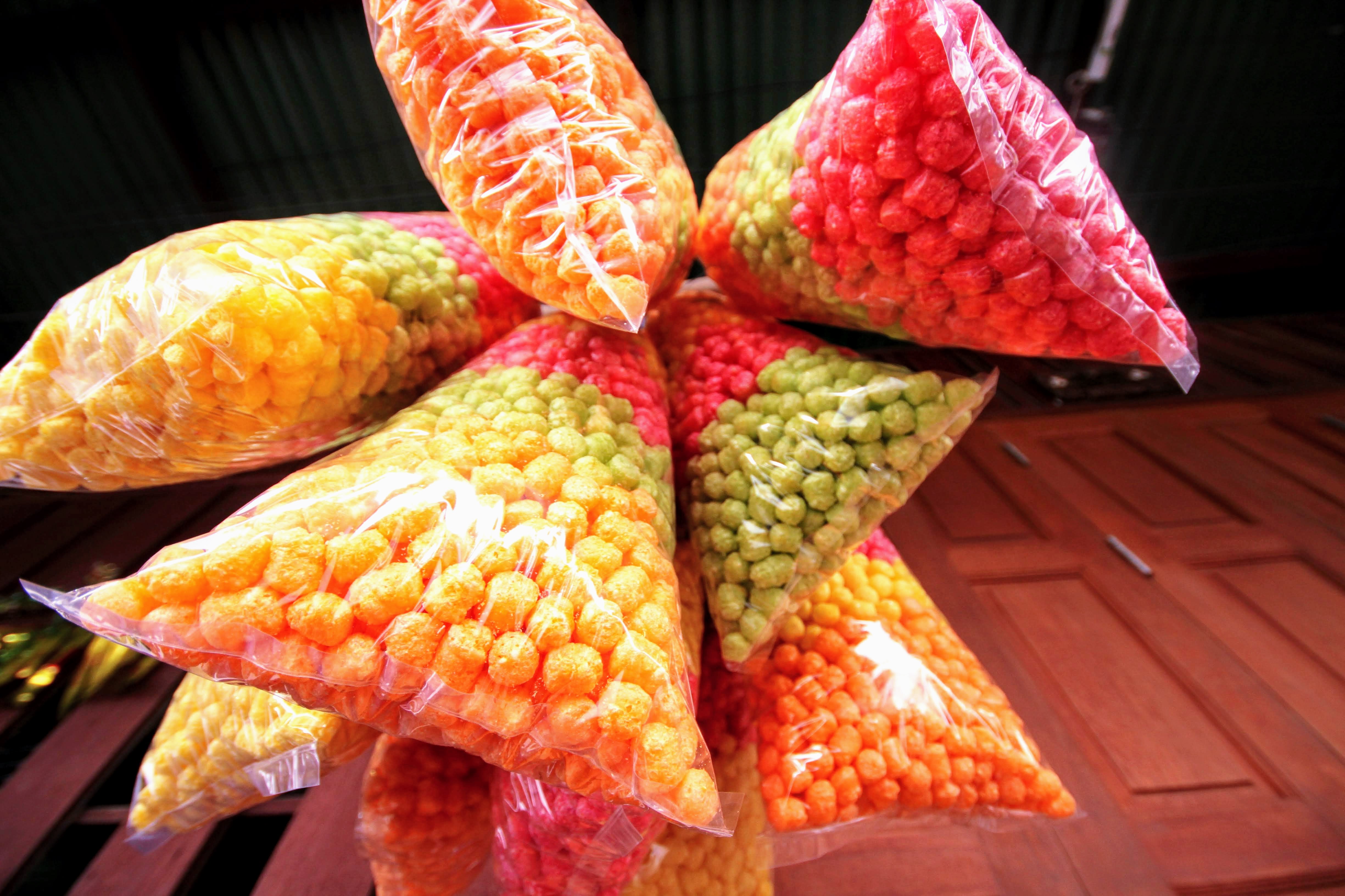 media/images/thailand/bangkok-and-nearby/trips/backwaters-of-bangkok/20.fish-food/2770817-1-eng-GB/20.fish-food.jpg