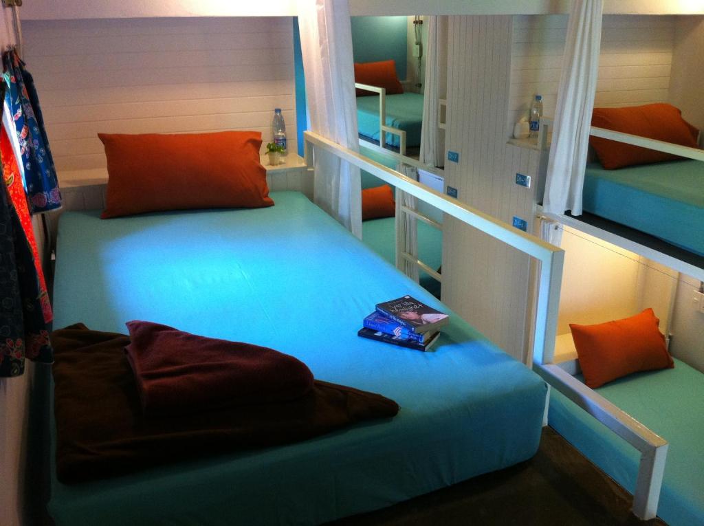 media/images/thailand/the-andaman-coast/basecamps/backpacker-basecamp-at-glur-hostel/134087305/2764963-1-eng-GB/134087305.jpg