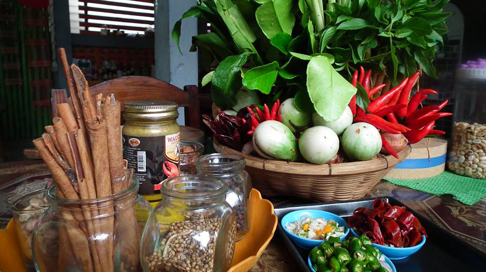 media/images/thailand/the-north/trips/chiang-mai-thai-cooking-experience-half-day/we-cook-ingredients/2774097-1-eng-GB/we-cook-ingredients.jpg