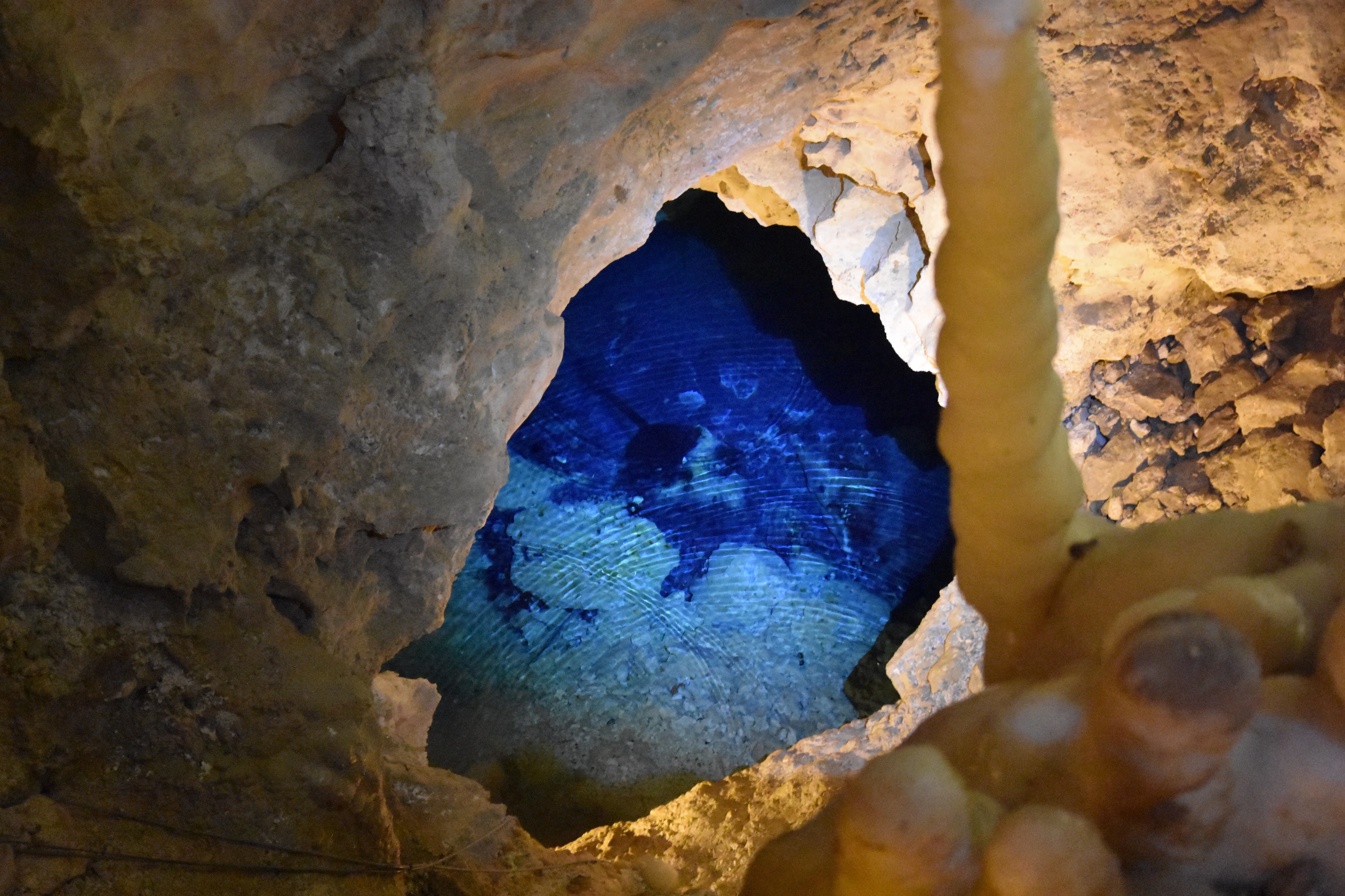 media/images/vietnam2/hanoi-nearby/trips/phong-nha-caving-adventure-5-days-8/2768700-1-eng-GB/phong-nha-caving-adventure-5-days-8.jpg