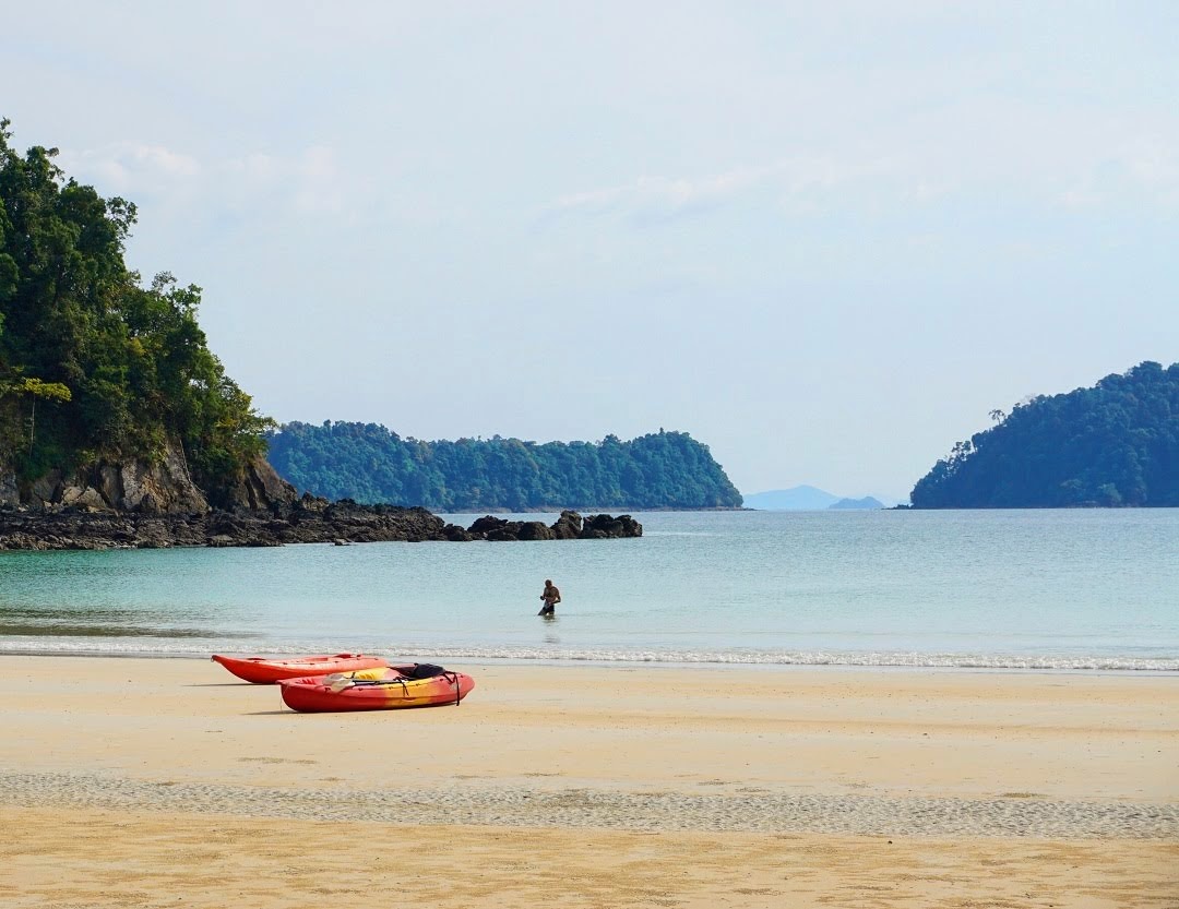Backpacker Koh Phangan to Krabi Explorer