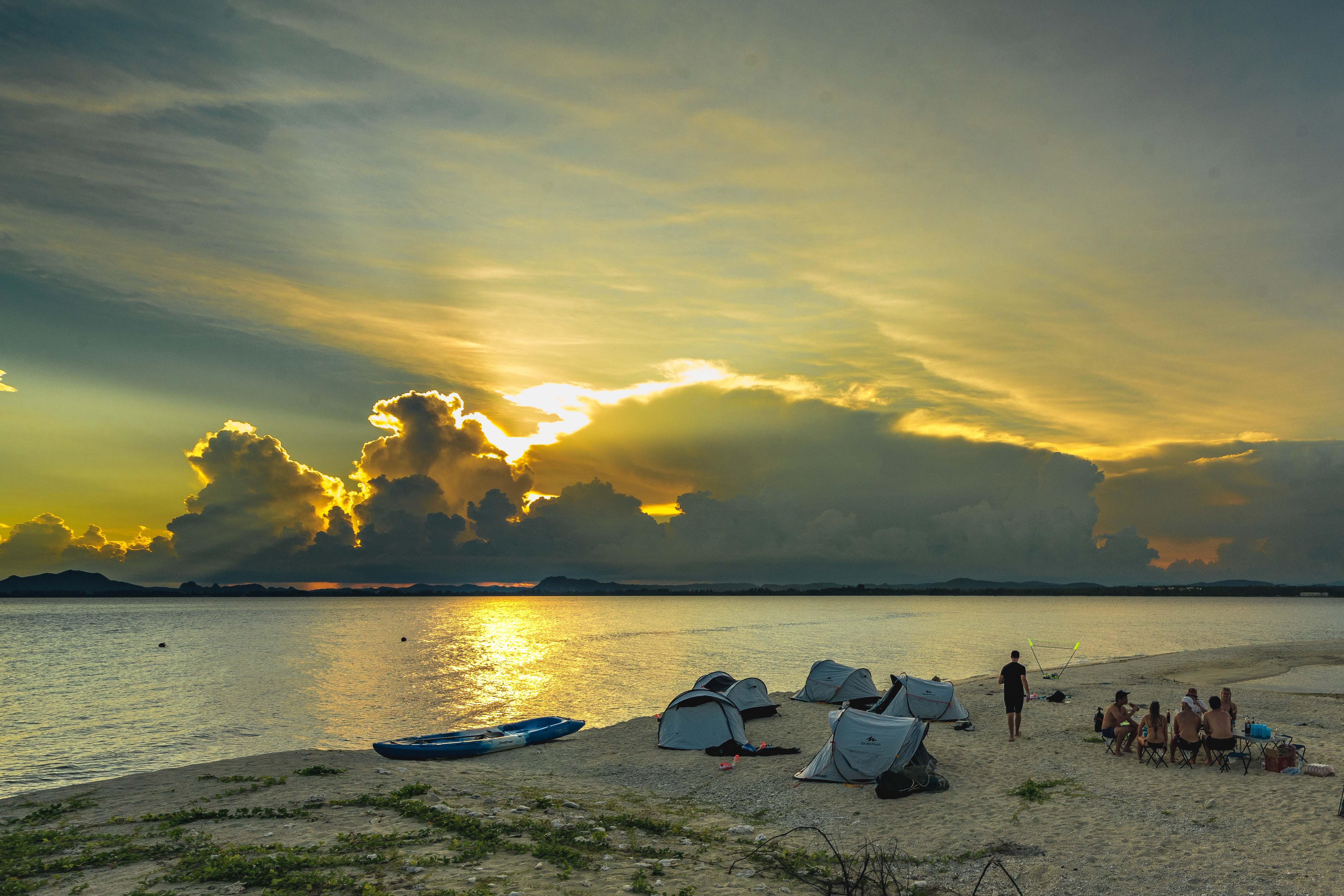 Chumphon Coral Island Camping